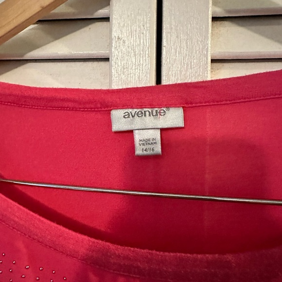 🍄Last Chance🍄 Pink blouse with small metal studs decoration. Size XL. - Picture 2 of 4